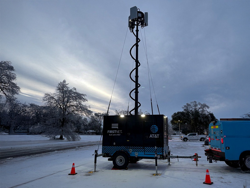 A LEO Cell Trailer (LCT) deployed to support public safety on FirstNet in Cleveland, MS. 