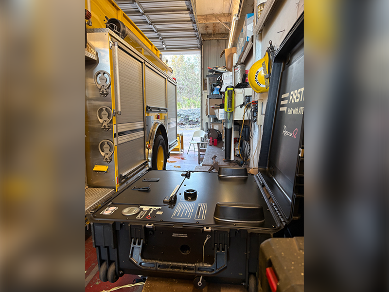 The FirstNet Response Operations Group™ (ROG) deploys a miniCRD™ to support a public safety agency in Captain Cook, HI.